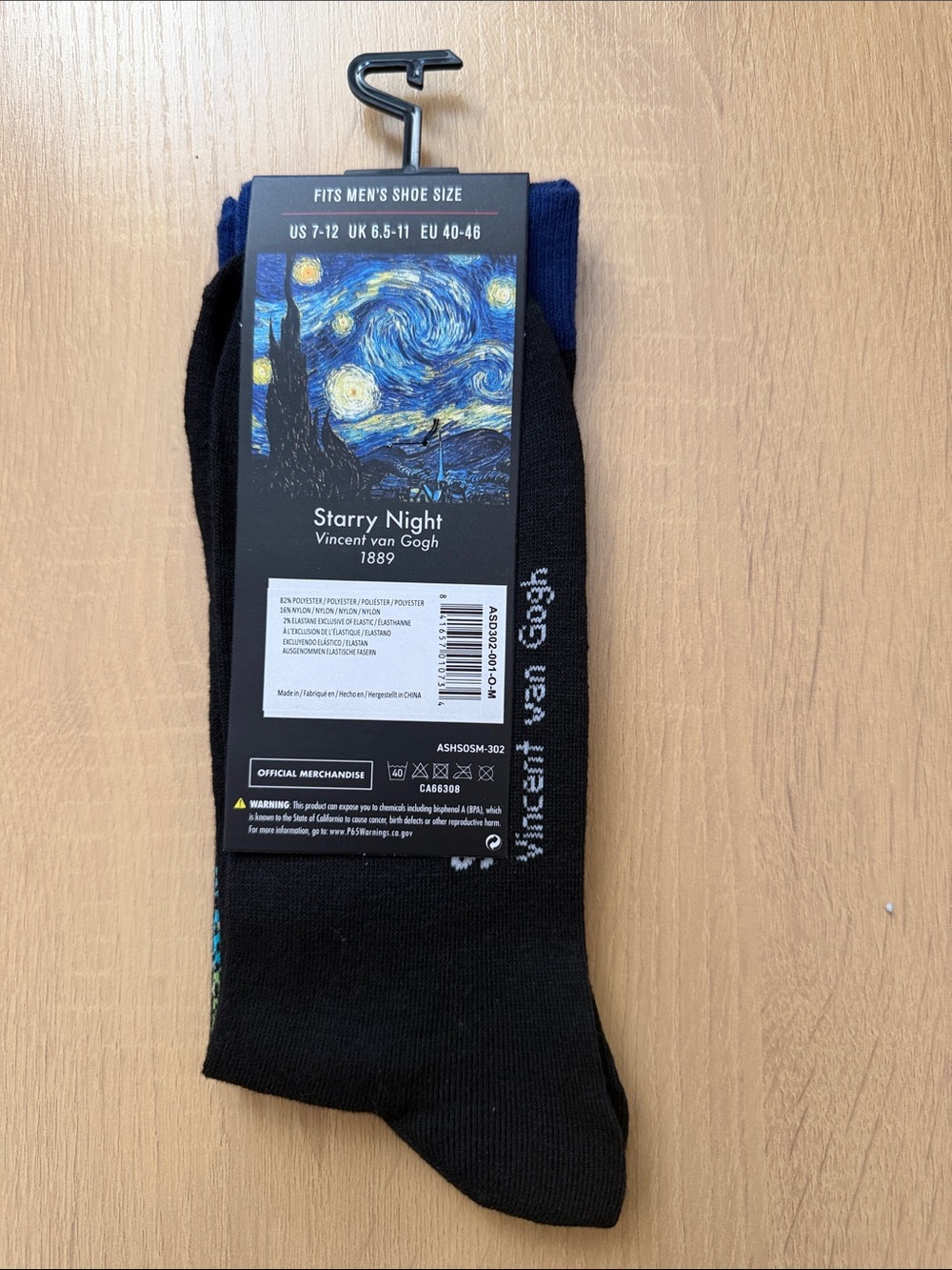 ⭐️ Bundle 5 for $13 • Men's Starry Night Vincent Van Gogh Patterned Crew Socks - Picture 2 of 2